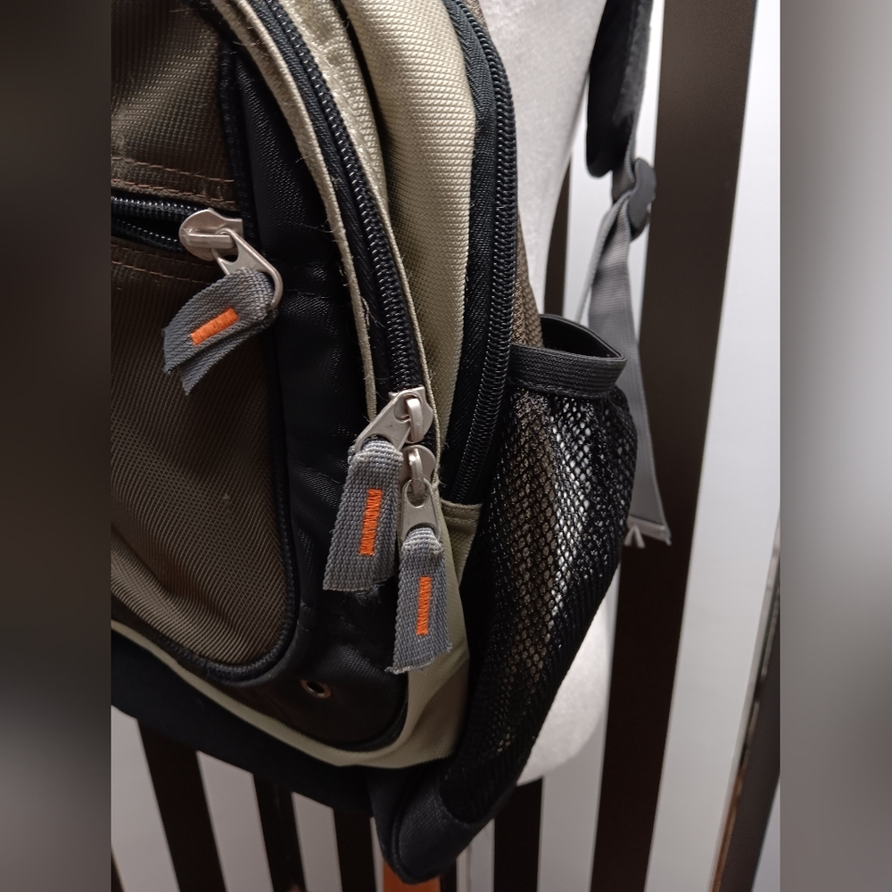 Ogio "tek spec" large backpack - Picture 6 of 9